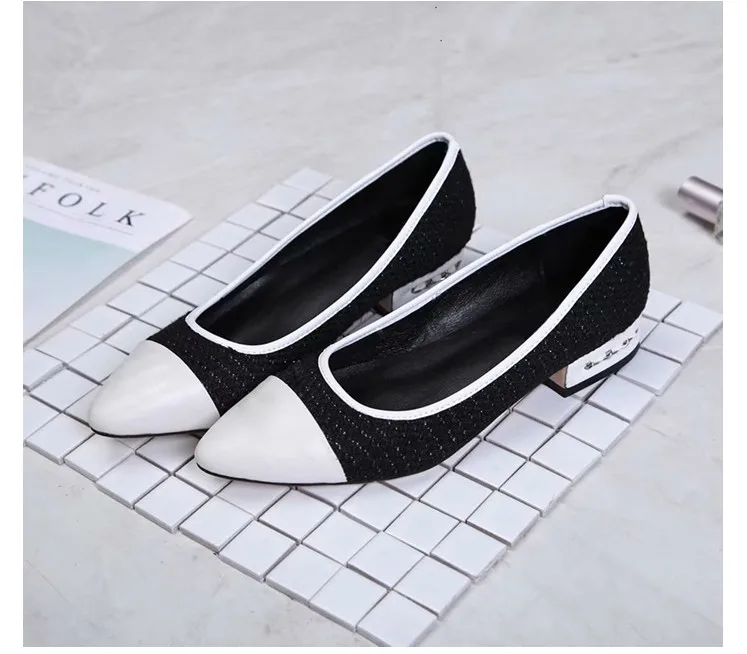 

Woman Popular Fashion Pointed Toes Genuine Leather Shallow Mouth Mixed Color Chain Leather Single Shoes Woman Ballet shoes
