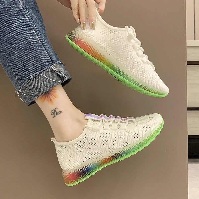 

Summer Brand Women Breathable Grid Sneakers Trend Patchwork Thick Heels Ladies Platform Designer Casual Light Running Footwear