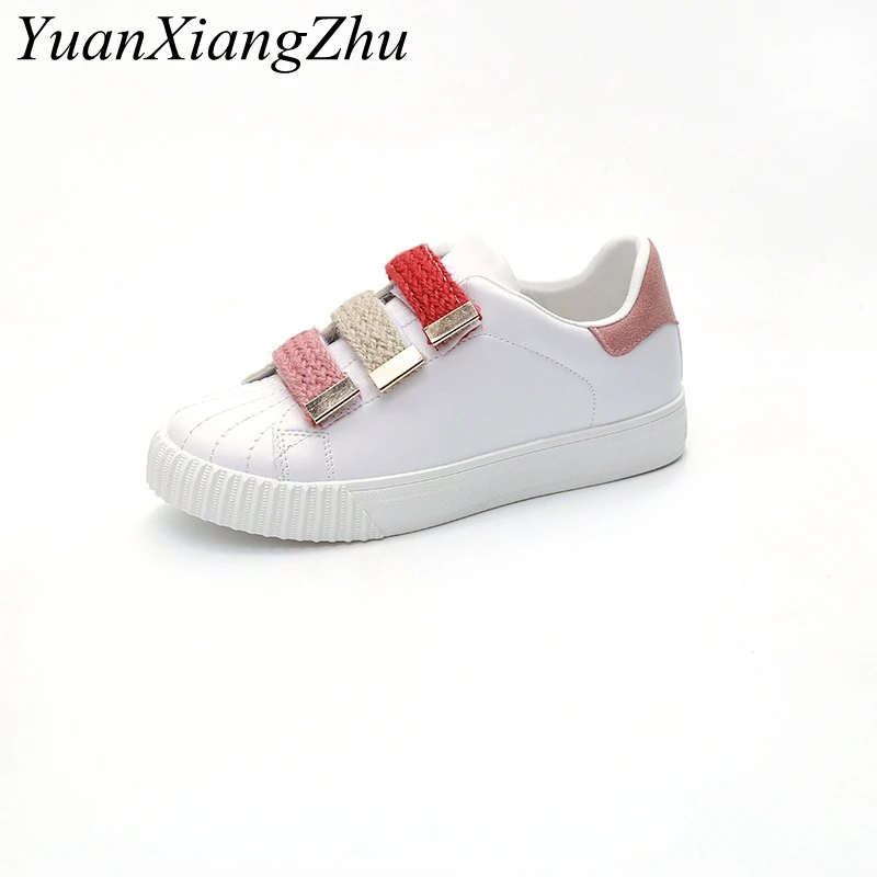 

Flat women shoes 2018 Korean white ladies casual shoes spring new breathable student board shoes trend sets of feet women shoes