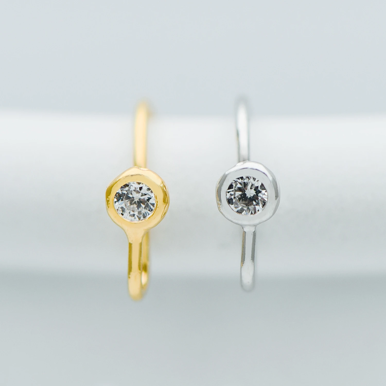 

10pcs CZ Paved Gold/ Silver tone Earring Hooks, Simple Earwires with CZ End 15mm (GB-599)