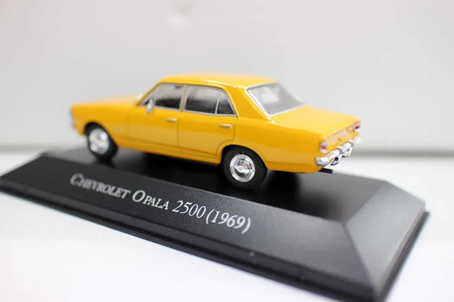 Высокая имитация 1969 chevrolet opala 2500 модель, 1:43 сплав автомобиля игрушки, металлические отливки, Коллекционная модель