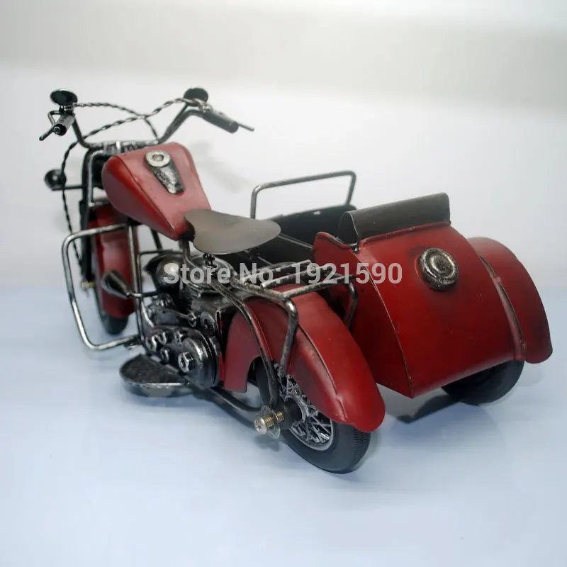 Vintage Motor Tricycle red (5)