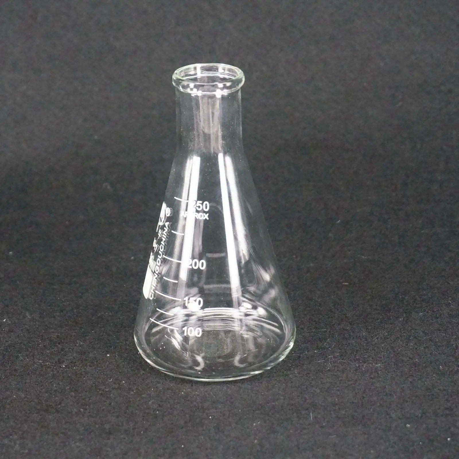 250ml Narrow Neck Borosilicate Glass Conical Erlenmeyer Flask For