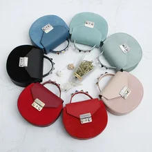 Новая модная кожаная женская сумка с цепочкой и заклепками мини-сумка через плечо женская сумка