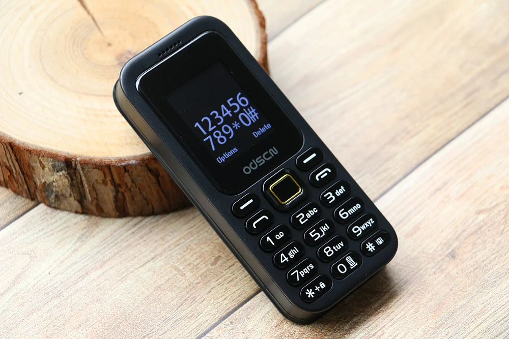 Odson Quad Band Dual Sim Whatsapp speed Dial Powerbank BT 2,0 русская клавиатура мобильный телефон для пожилых людей дешевая цена 2G