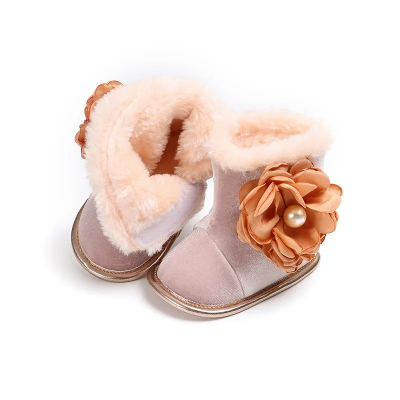 Ботинки для маленьких девочек Однотонные теплые зимние ботинки на мягкой подошве обувь с мехом для кроватки 0-18 месяцев