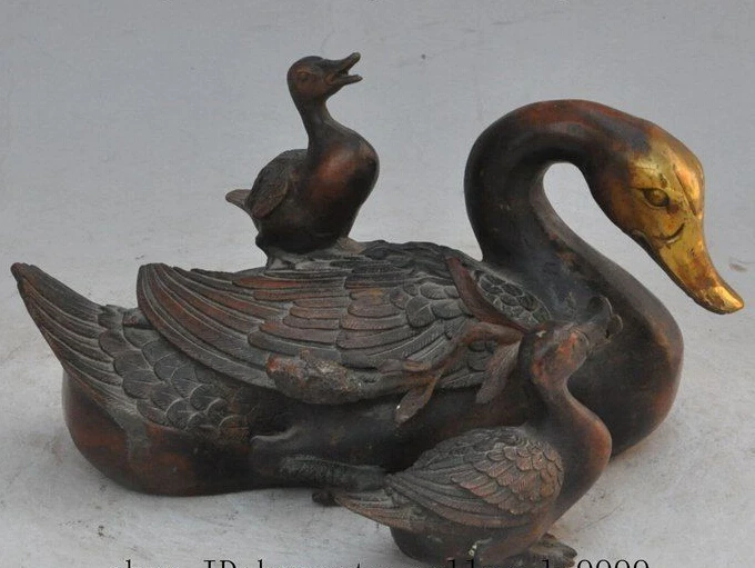 

7" chinese fengshui bronze gilt Poultry Fowl animal Mother duck Duckling statue discount 30%