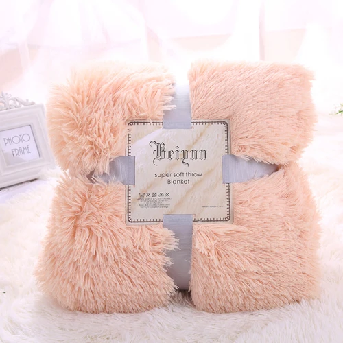 Shaggy fuzzy blanket (11)
