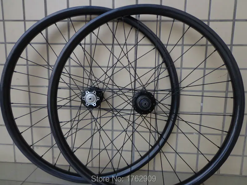 Discount New 26/27.5/29er inch light clincher rim mountain bike 3K UD 12K full carbon fibre bicycle disc brake wheelset MTB Free shipping 1