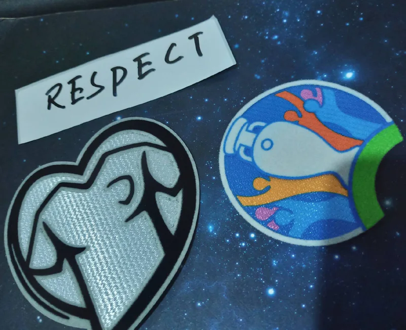 

3 pcs a lots Soccer Patch qualifying 2020 Qualifiers Badges flocking Heart patch Respect 2020 EUR Qualifier Patch