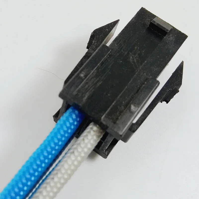 ATX_eps_cpu_4pin_light_blue_grey_sleeve_extension_cable_7