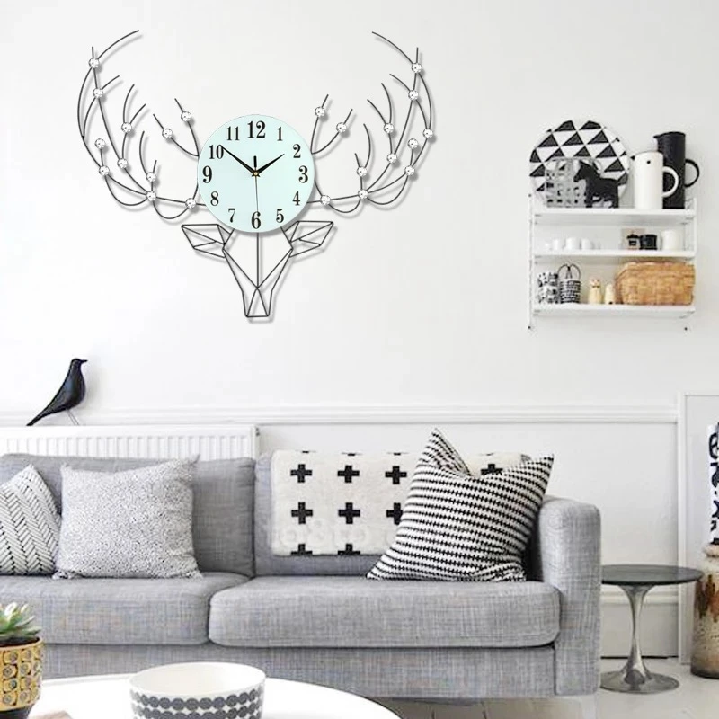 

3D Big Wall Clock Modern Design Decorative Wall Watches Living Room 22pcs Diamonds Home Decor Wrought Iron Silent Deer Clock