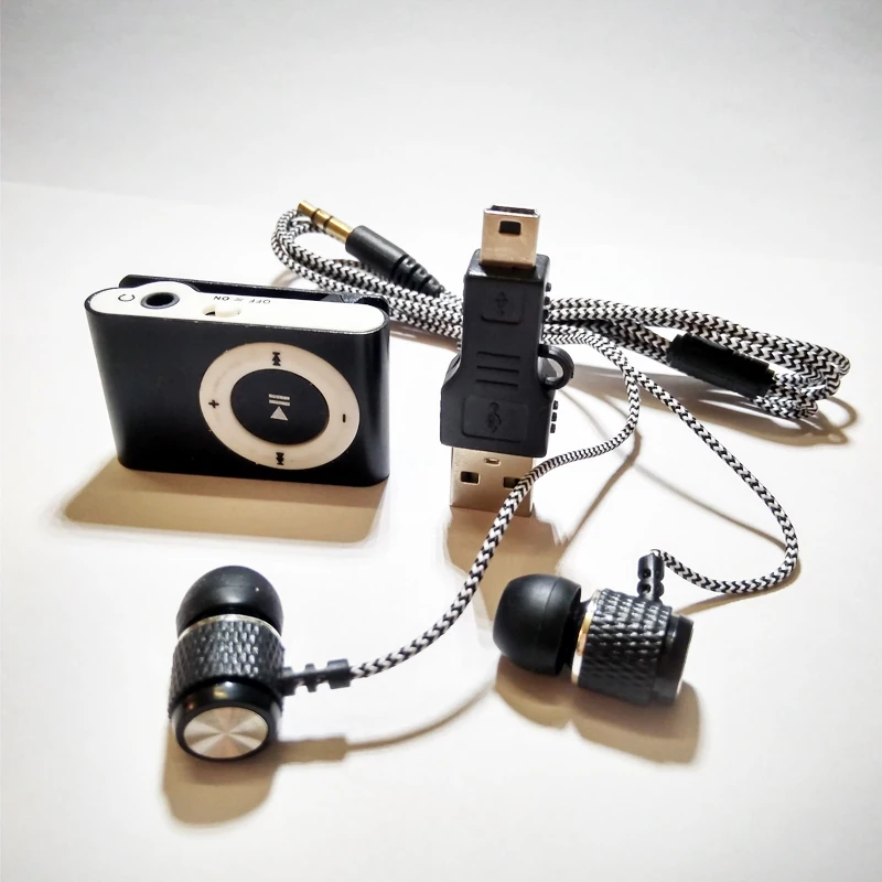 NEW Big promotion Mirror Portable MP3 player Mini Clip MP3 Player waterproof sport mp3 music player lettore mp3+earphone+USB NEW Big promotion Mirror Portable MP3 player Mini Clip MP3 Player waterproof sport mp3 music player lettore mp3+earphone+USB