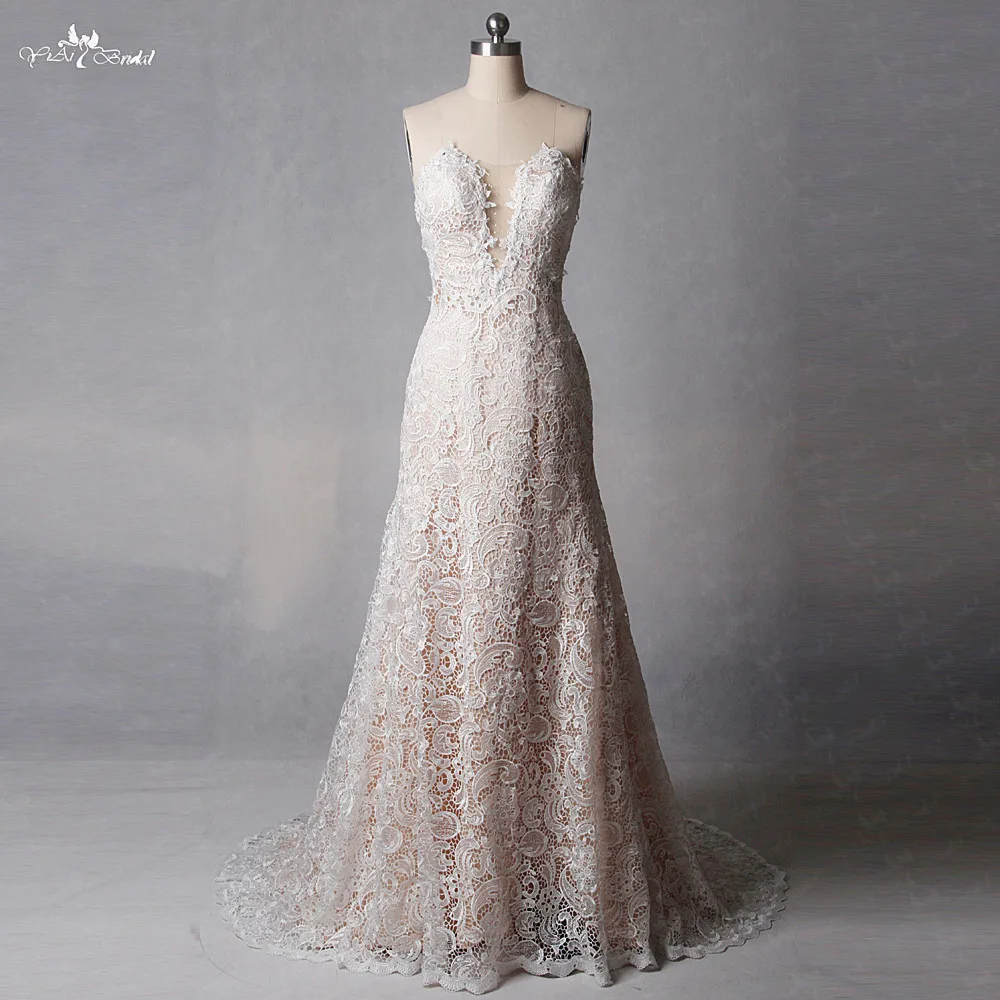 

RSW1371 Yiaibridal Real Job Photos Deep Neckline Lace Wedding Dress