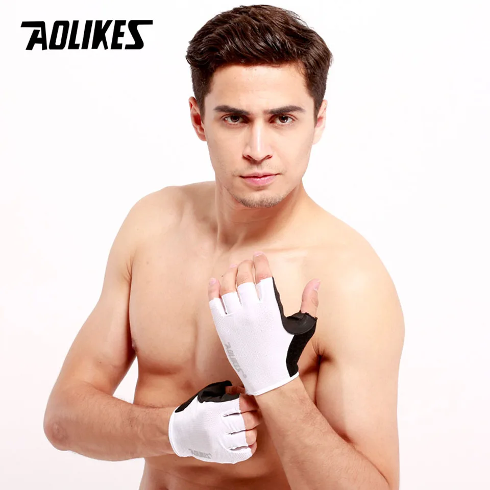 Aolikes 1 زوج عدم الانزلاق تنفس رياضة قفازات كمال الأجسام تدريب لياقة تمرين رفع الأثقال قفازات الرياضة الدمبل Aolikes 1 زوج عدم الانزلاق تنفس رياضة قفازات كمال الأجسام تدريب لياقة تمرين رفع الأثقال قفازات الرياضة الدمبل