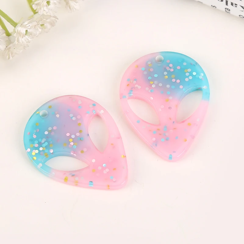

20pcs 40*30mm DIY shiny Alien charms with hole resin charms necklace pendant keychain charms for DIY decoration