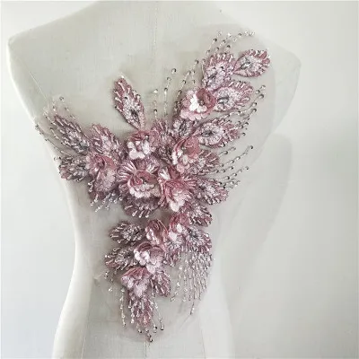 Супер Великолепная кружевная Вышивка Патчи цветы ручной работы с жемчугом блестки аппликация для DIY свадебное платье - Цвет: 1