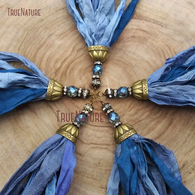 20171213-PM9150- Antique Bronze Blue Shades Sari Silk Tassel Pendant