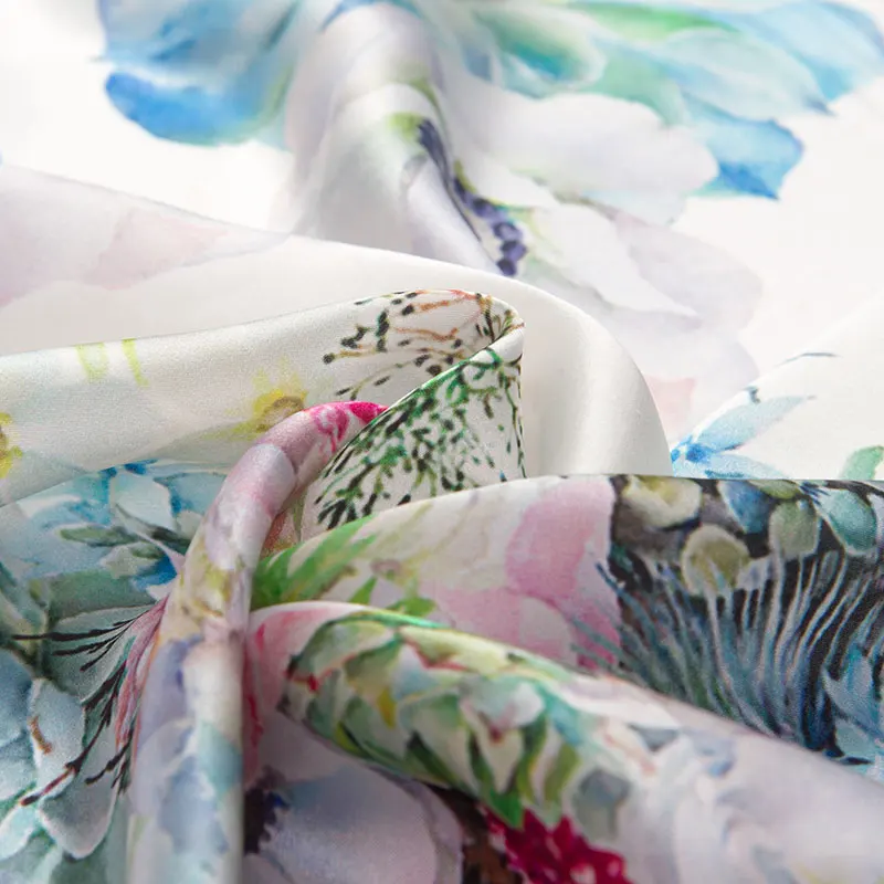 silk-scarf-52cm-23-flower-3