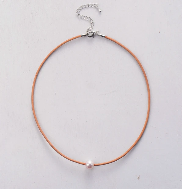 

Chokers Freshwater Pearls Natural Leather Choker Necklace 2018 Womens Simple Collar Necklace Natural Pearl Jewelry Dropship