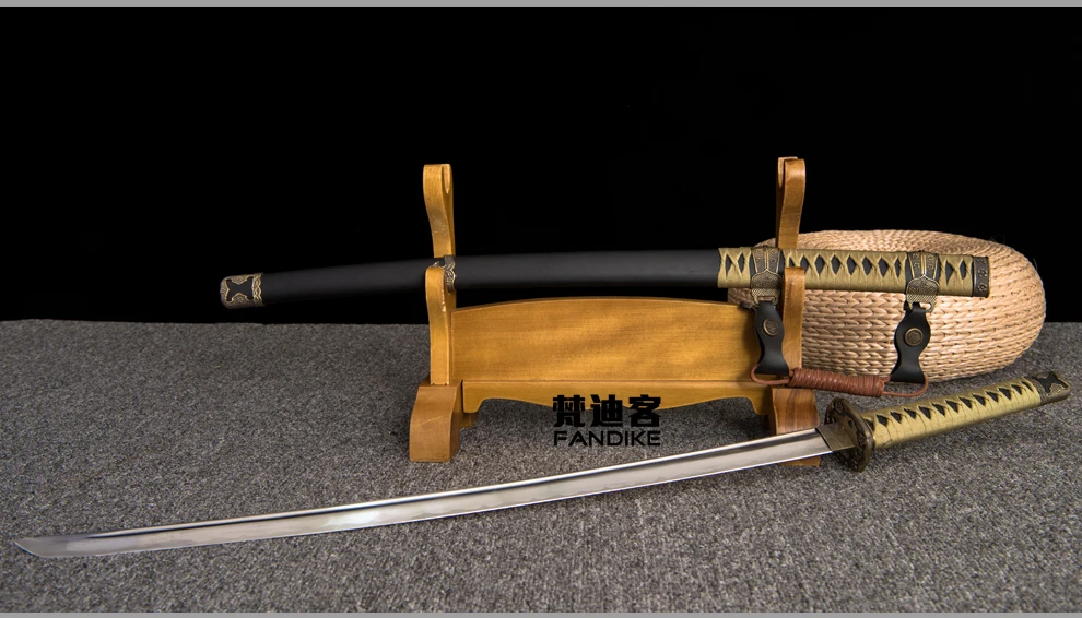 Ручной работы ЯПОНСКИЙ полицейский Меч самурайский меч катана Полный Тан Тачи очень острый самурайский меч полностью ручной работы сталь острое лезвие