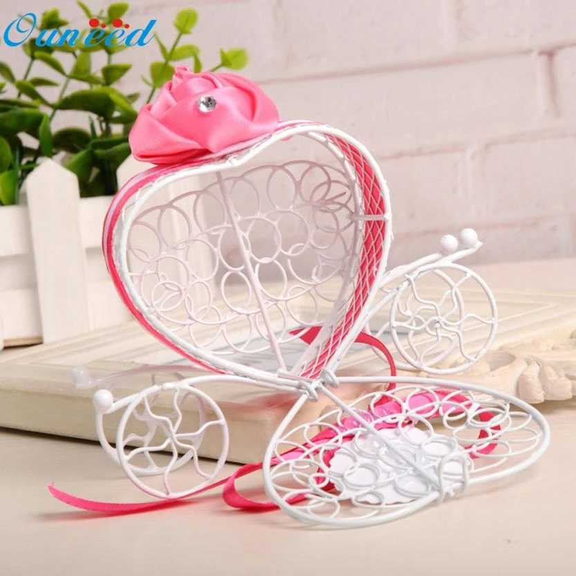 

1pc New Candy Boxes Romantic Carriage Sweets Chocolate Box Wedding Party Favors levert dropship AP22