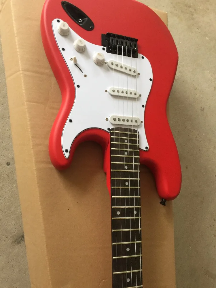 

Anmiyue electric guitar / matte red and white board black hardware quality Guitar / Chinese Guitar