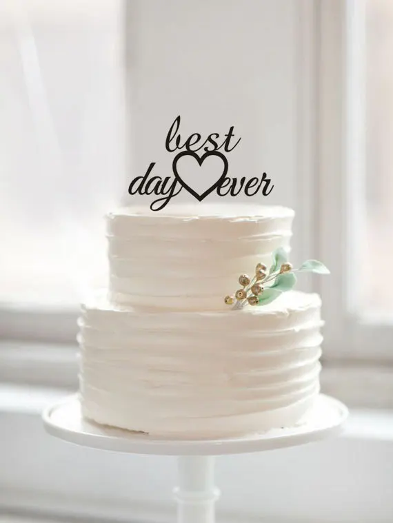 Resultado de imagem para bolos de casamento com palavras