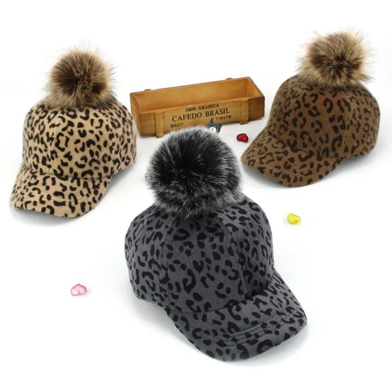 

2018 New Velvet Baseball Cap Women Faux Fur Pompom Leopard Cap Winter Hats For Girls Ladies Casual Warm Fur Ball Caps