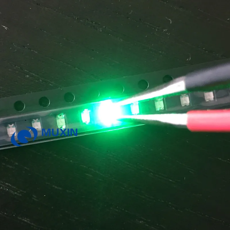 SMD 0805 (2012) 500pcs Green SMT LED Chip Beads 20mA 3V 250mcd LED