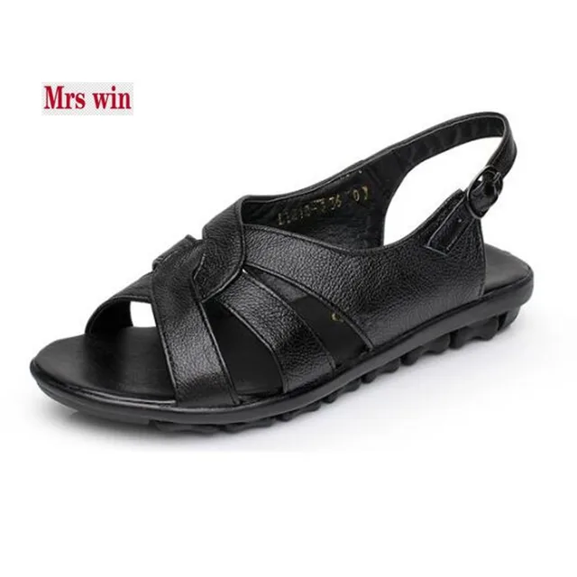 2018 Light Soft Comfortable Summer Women Sandals Genuine Leather Shoes Flat Non-slip Plus Size Women Shoes Sandals Casual Shoes