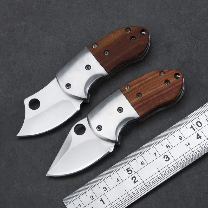 

Portable Mini Folding Blade Knife Pocket EDC Tool Small Outdoor Military Survival Knives Keychain Tool Self Defense knife