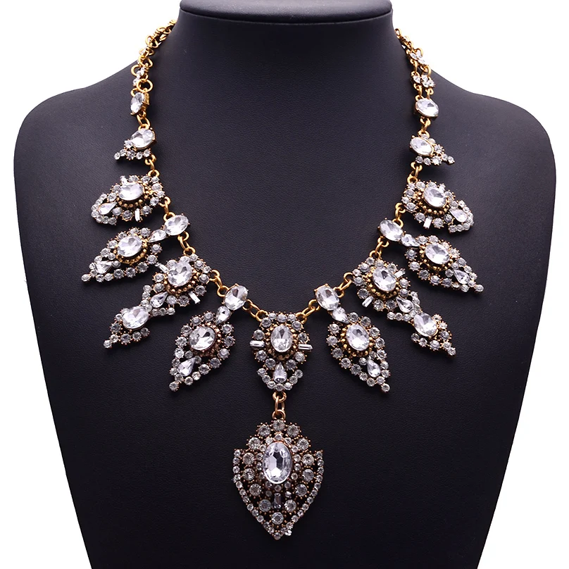 Prix pour XG226 Nouvelle Arrivée En Cristal de Cru Colliers et Pendentifs Fleur De Cristal Gouttelettes Déclaration Collier En Cristal D'or Chaîne Bijoux Prix pour XG226 Nouvelle Arrivée En Cristal de Cru Colliers et Pendentifs Fleur De Cristal Gouttelettes Déclaration Collier En Cristal D'or Chaîne Bijoux
