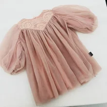 Милое кружевное Сетчатое платье принцессы с рукавами-пузырьками для маленьких девочек модные вечерние платья для девочек на день рождения Одежда для детей