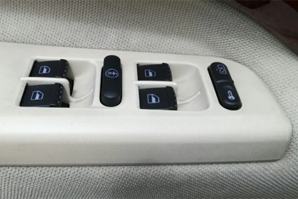 

FaroeChi 1J4959857A Power Window Master Switch For Skoda Fabia Octavia Superb VV Jetta Golf Passat 1J4959857C 1J4959857B