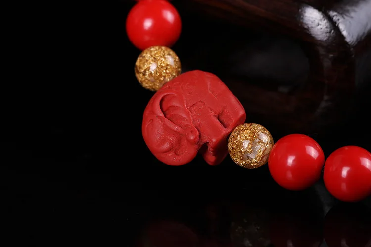 Натуральный камень красный Cinnabar слон кулон Золотая фольга бисером браслет Будда