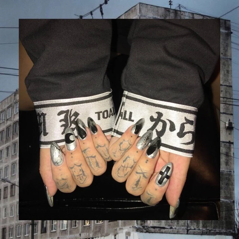 

New arrival punk style sliver and black hit pure color false nails 24pcs middle-long size lady full nail tips fake nails