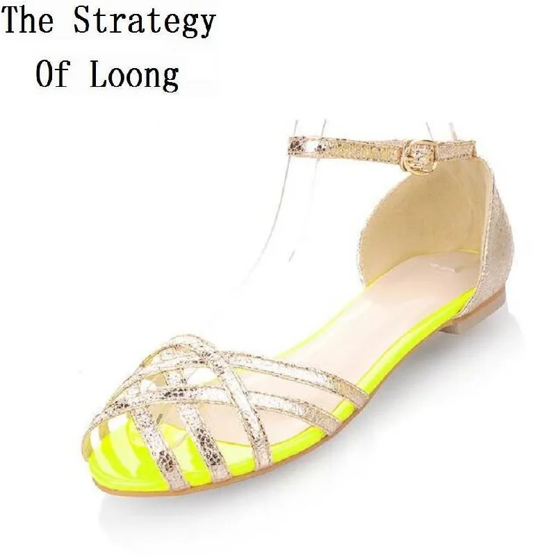 

2019 New Arrival Korean Style Summer Women Flats Peep Toe Buckle Sandals Lady Fashion Open The Toe Shoes Plus Size 32-48 SXQ0610