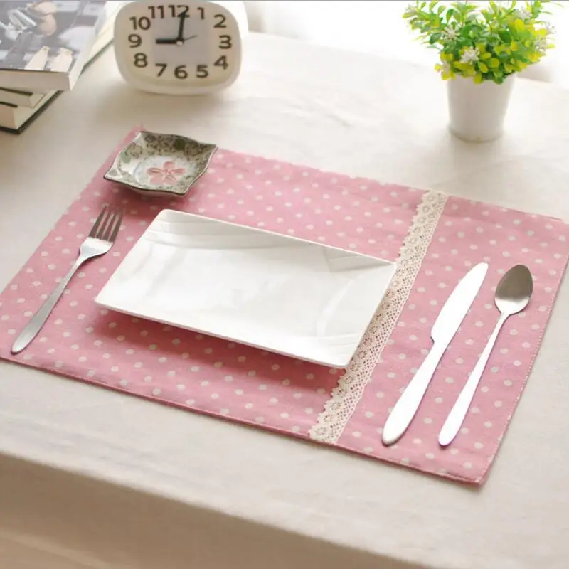 4pcs Upscale Lace Pink Dot Cloth Placemat Table Mat Western Pad