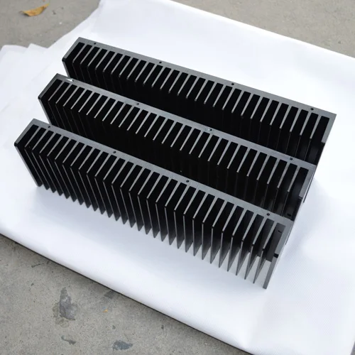 Dissipatore In Alluminio Hilitand 40x40x20 Mm, 11 Alette, Per Amplificatori E Componenti Elettronici