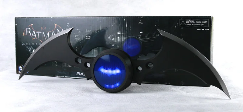New Batman Bruce Wayne Series Arkham Knight DC Comic Super Hero Batarang Replica Weapon Model 40CM