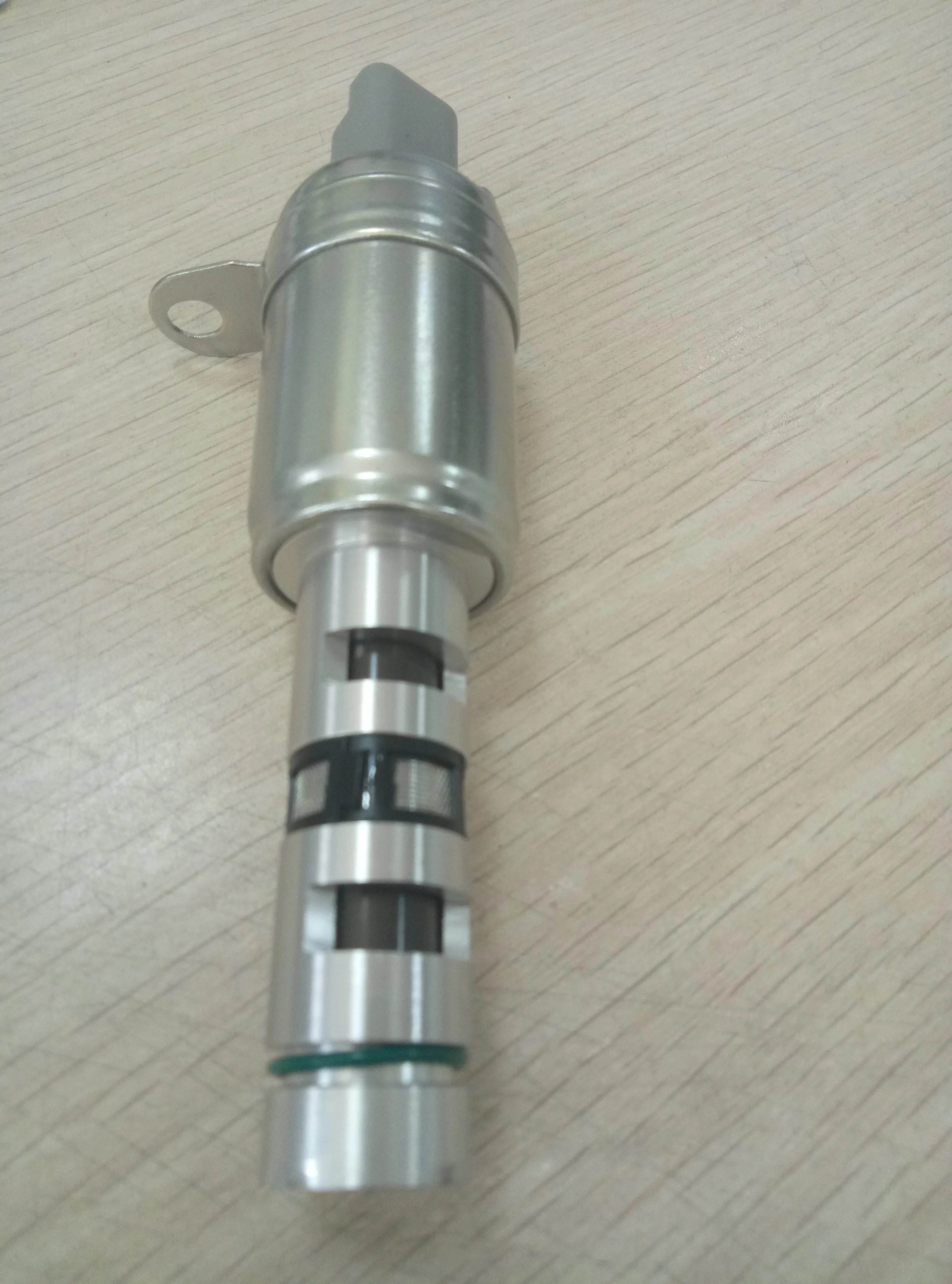 

8200642783 CV10226 VVT valve for Renault Fluence 2.0 16v F4r Renault FLUENCE F4R 2.0 16V Renault DUSTER F4R 2.0 16V