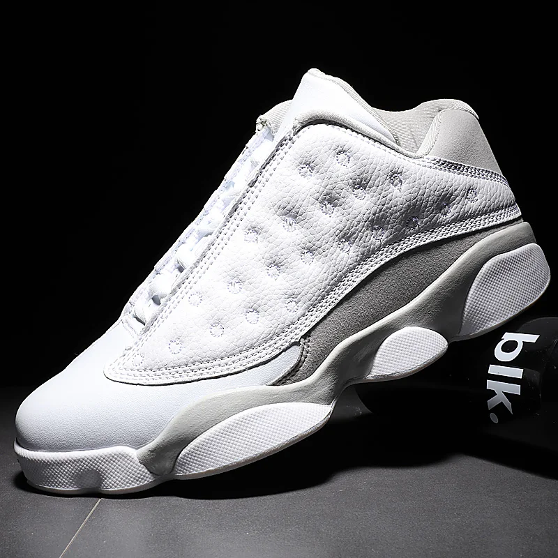 

Outdoor sports basketball shoes, low-cut fashion basketball shoes, solid color simple wear-resistant basketball shoes