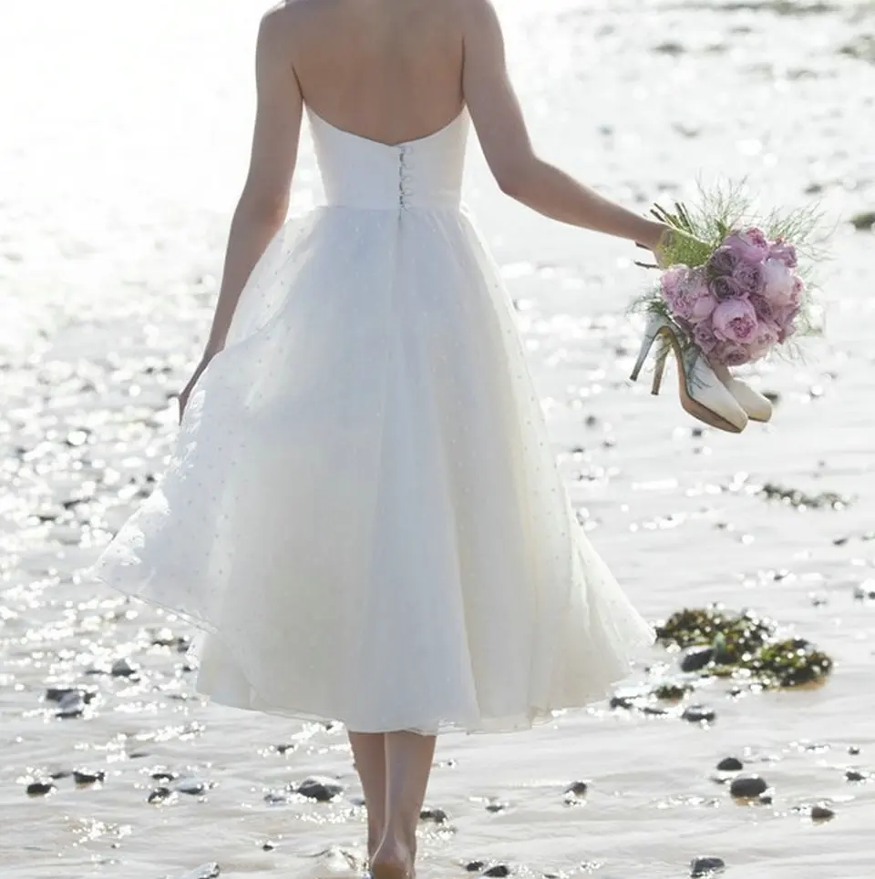 Sexy-White-Short-Wedding-Dress-2018-Ivory-Wedding-Gowns-Strapless-Tulle-Zipper-Beach-Tea-Length-Low (1)