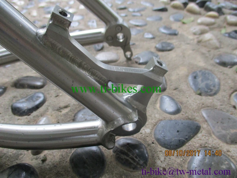 Sale hot sale titanium MTB bike frame with 142x12 dropouts, custom titanium bicycle frame, cheap titanium bike frame with brushed 3