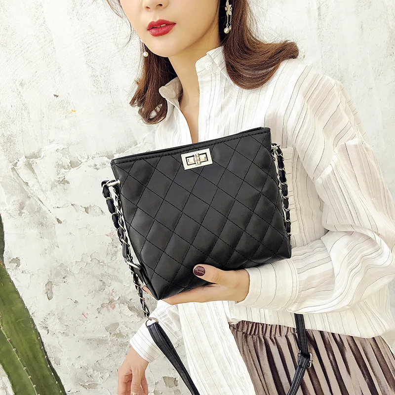 

Luxury Chains PU Leather Black Women's Shoulder Bag Female Ladies Red Cross body Bags bags handbags women famous brands 2019 New
