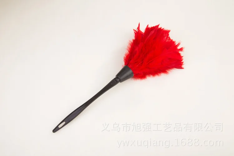 Многоцветный перо Пыльник антистатические пыли Кисточки черный пластик ручка пыльники для дома чистящие средства - Цвет: Red