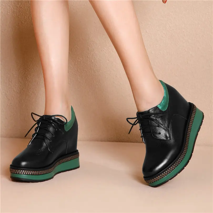 Обувь для тенниса; женские черные туфли из натуральной кожи на танкетке; туфли-лодочки на высоком каблуке в стиле панк для вечеринок; Туфли-оксфорды с круглым носком; модные кроссовки