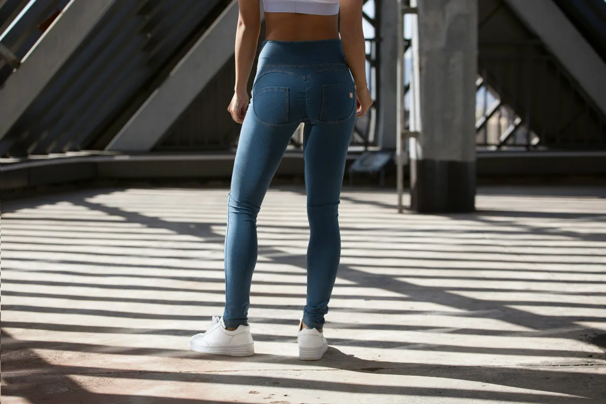Ум ноги Высокая Талия Зауженные джинсы пуш-ап для бедер женские джинсовые брюки эластичные спортивные женские леггинсы весна Фитнес