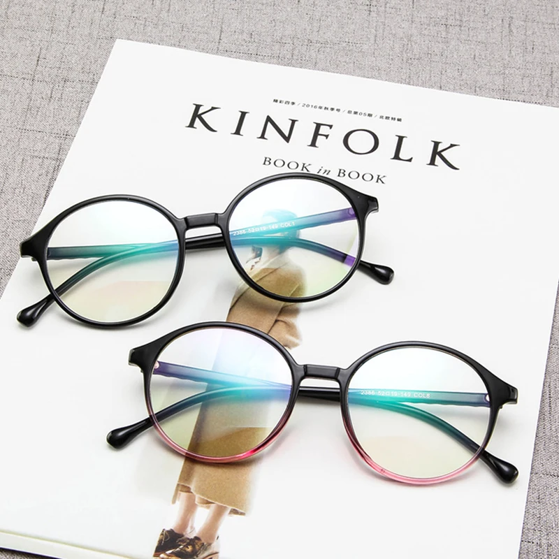 

New fashion round glasses frame European and American art small fresh glasses frame can be equipped with myopia flat mirror.